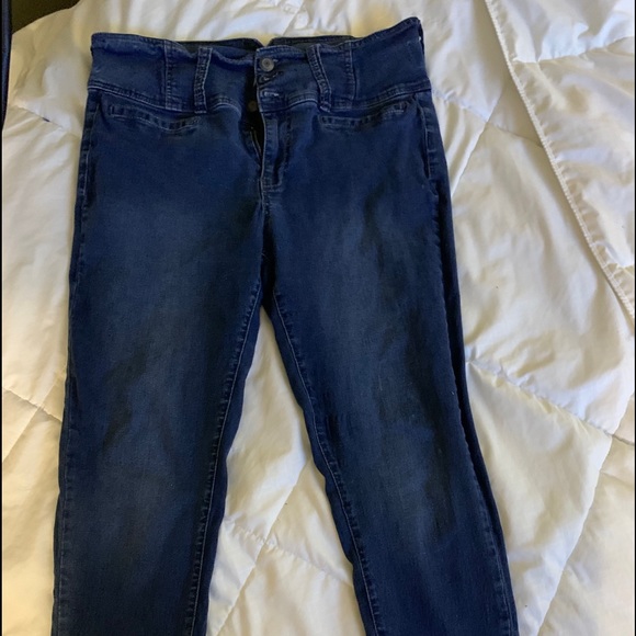 Used Forever 21 jeans 3 buttons size 18 - Picture 1 of 4